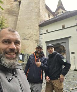 5c58804e-6d0b-46f4-9dbf-1cdd023e8f27